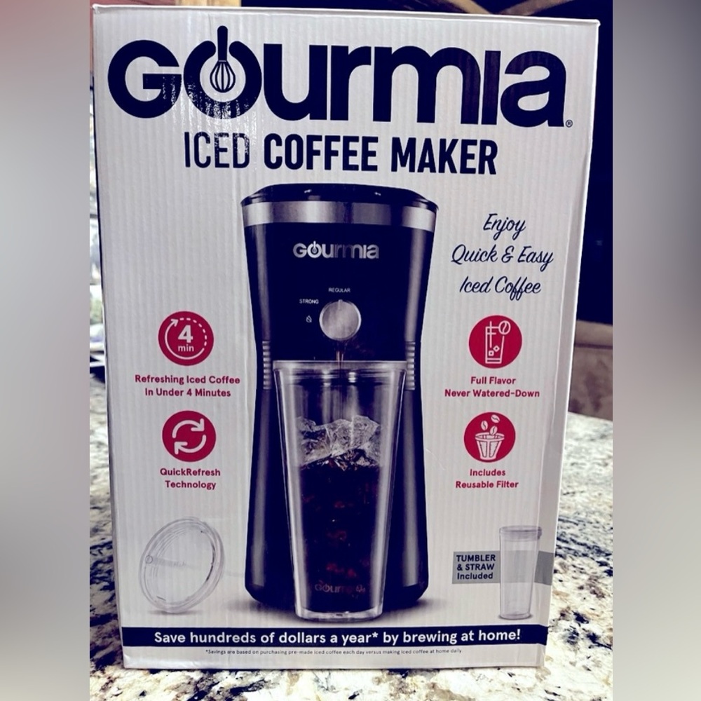 Gourmia Iced Coffee maker with 25 oz tumbler and straw. New in box.